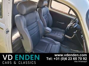 Image 33/41 of Volvo PV 544 Sport (1962)