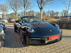 Bild 4/24 von Porsche 911 Carrera S (2019)