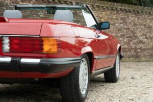 Imagen 22/50 de Mercedes-Benz 560 SL (1986)