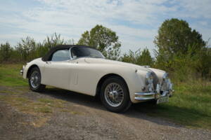 Immagine 34/58 di Jaguar XK 150 3.4 S OTS (1958)