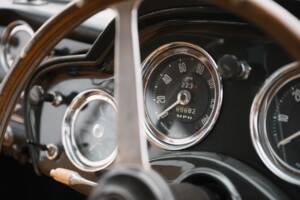 Image 14/31 of Aston Martin DB 2/4 Mk III (1958)