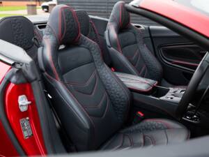 Immagine 13/84 di Aston Martin DBS 770 Ultimate Volante (2023)