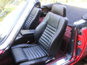 Image 14/20 of Jaguar XJS 5.3 V12 (1989)