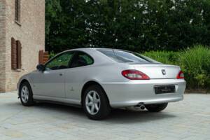 Obraz 7/48 pojazdu Peugeot 406 Coupé 2.0 16V (2000)