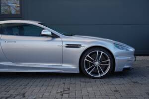 Immagine 24/50 di Aston Martin DBS (2011)