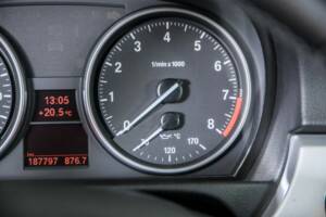 Afbeelding 21/50 van BMW 325i (2007)