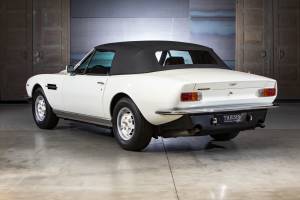 Bild 10/24 von Aston Martin V8 Volante (1983)