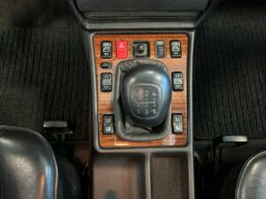 Bild 20/22 von Mercedes-Benz 190 E 2.5-16 (1990)