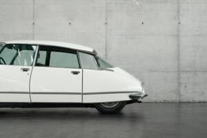 Bild 38/50 von Citroën DS 23 Pallas IE (1974)