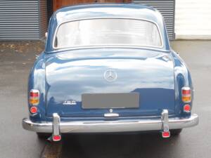 Image 4/22 of Mercedes-Benz 190 (1957)