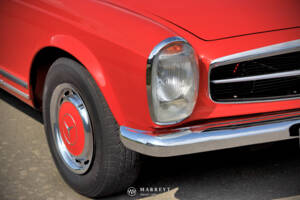 Image 29/70 of Mercedes-Benz 280 SL (1969)