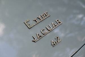 Image 21/50 of Jaguar E-Type (2+2) (1966)