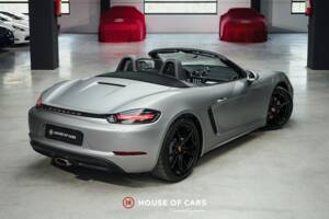 Image 7/25 of Porsche 718 Boxster (2023)