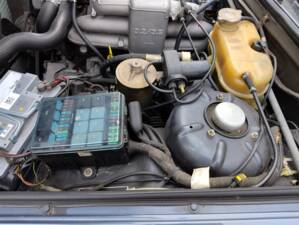 Bild 55/113 von BMW 735i (1986)