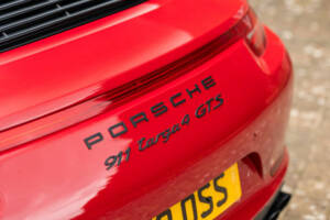 Immagine 13/50 di Porsche 911 Targa 4 GTS (2015)