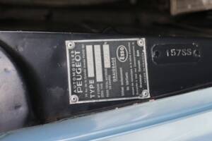 Image 53/56 of Peugeot 404 Coupé (1968)