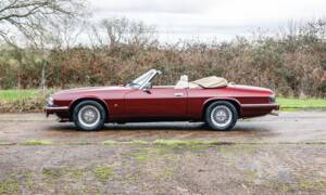 Image 2/50 of Jaguar XJS 5.3 V12 (1993)