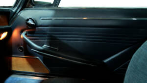 Image 17/36 of FIAT Dino 2400 Coupe (1970)