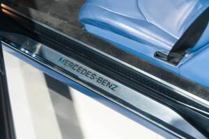 Image 19/35 of Mercedes-Benz SL 320 (1998)