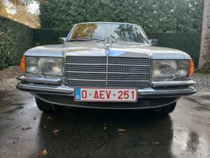 Imagen 2/8 de Mercedes-Benz 350 SE (1978)