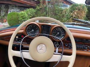 Imagen 15/20 de Mercedes-Benz 280 SE 3,5 (1970)