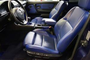 Image 23/33 of BMW 323ti Compact (1999)