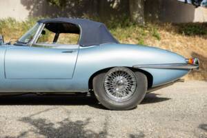 Image 18/50 de Jaguar Type E 3.8 (1964)