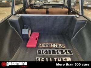 Image 10/15 of Peugeot 204 Break (1974)