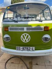 Image 5/6 of Volkswagen T2b Kombi (1979)