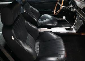 Image 41/57 of Ford Mustang 302 (1968)