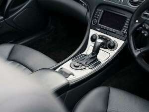 Afbeelding 38/50 van Mercedes-Benz SL 55 AMG (2006)