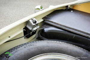 Image 59/65 de Jaguar E-Type 3.8 Flat Floor (1961)