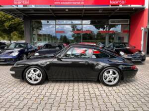 Image 1/19 of Porsche 911 Carrera 4 (1997)