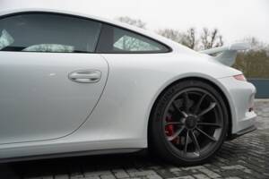 Bild 40/50 von Porsche 911 GT3 (2015)