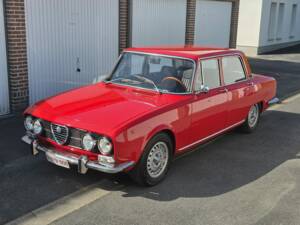 Image 1/50 of Alfa Romeo 2000 Berlina (1973)
