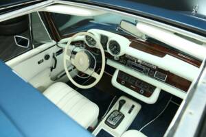 Bild 28/50 von Mercedes-Benz 280 SE 3,5 (1971)