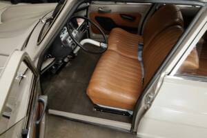 Image 9/60 of Citroën Ami 6 Berline (1969)