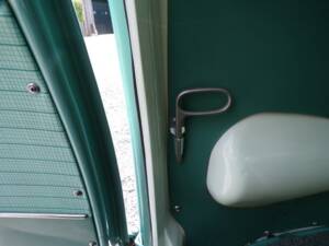 Bild 14/19 von Volkswagen T1 Samba 1.2 (1962)