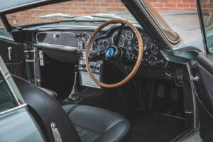 Image 29/37 de Aston Martin DB 5 (1964)