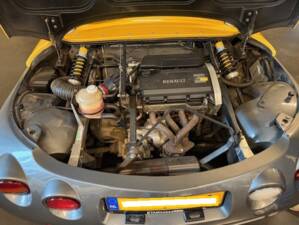 Image 18/26 of Renault Sport Spider (1997)