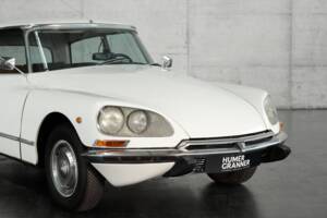 Bild 26/50 von Citroën DS 23 Pallas IE (1974)