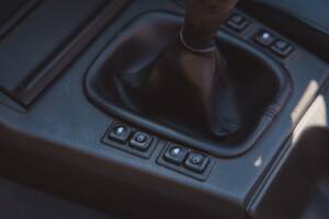 Bild 18/36 von BMW 318i (1991)