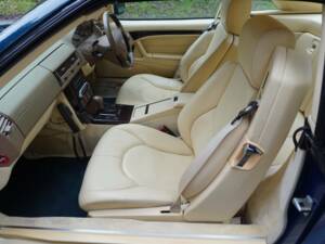 Image 12/26 of Mercedes-Benz SL 280 (1999)