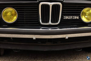 Afbeelding 69/71 van BMW 323i (1979)