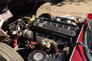 Imagen 11/25 de Jaguar Type E (2+2) (1969)