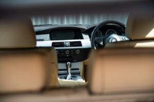 Imagen 24/65 de BMW 545i Touring (2005)