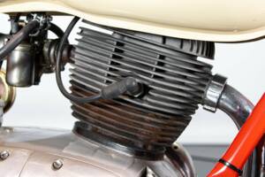 Imagen 48/50 de Gilera DUMMY (1958)