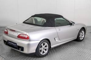 Image 37/50 of MG TF 135 (2002)