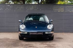 Image 17/68 of Porsche 911 Carrera (1997)