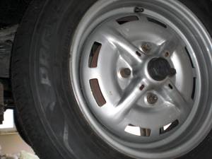 Image 42/44 of Volkswagen Beetle 1303 (1978)
